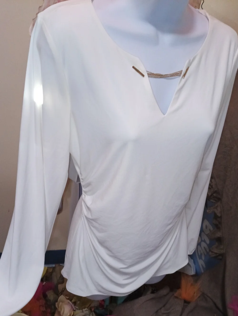 White House Black Market Blouse - Picture 13 of 13